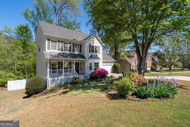 385 Oak Springs Drive, Lawrenceville, GA 30043