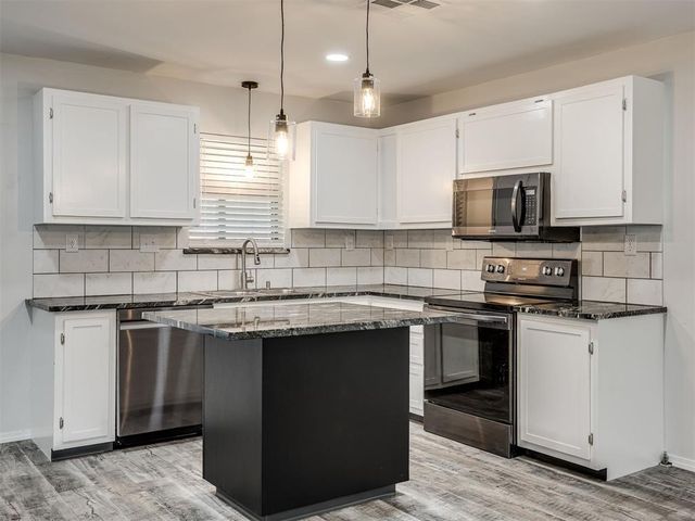 2092 County Road 1244, Tuttle, OK 73089