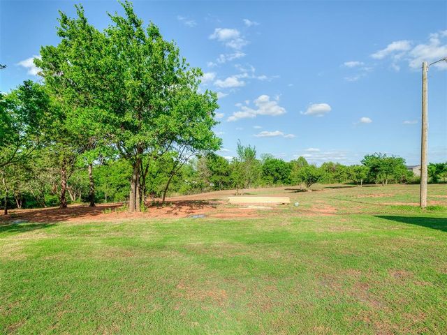 2092 County Road 1244, Tuttle, OK 73089