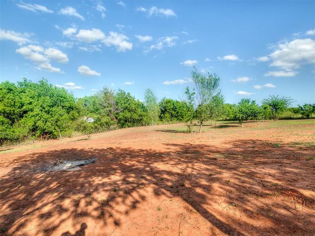 2092 County Road 1244, Tuttle, OK 73089
