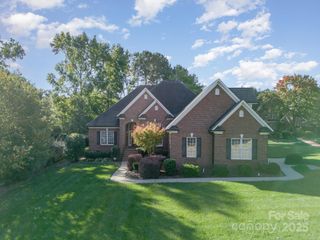 3701 Sand Wedge Drive, Gastonia, NC 28056