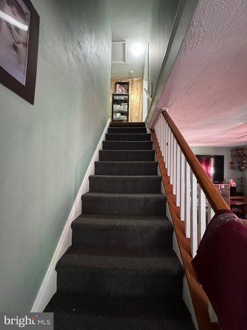 1515 COLLINGS RD, Camden, NJ 08104