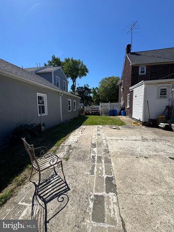 1515 COLLINGS RD, Camden, NJ 08104
