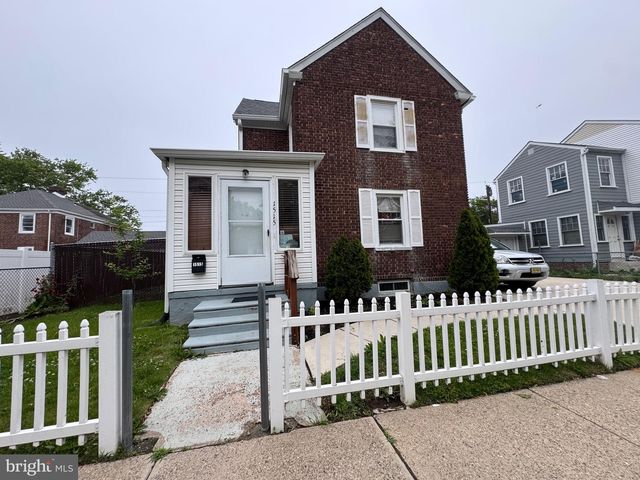 1515 COLLINGS RD, Camden, NJ 08104