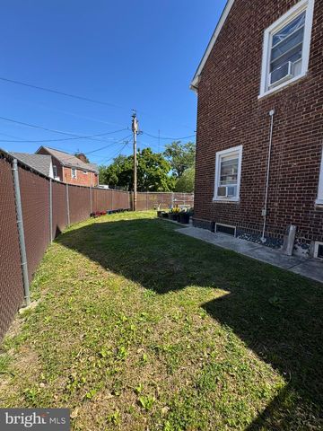 1515 COLLINGS RD, Camden, NJ 08104