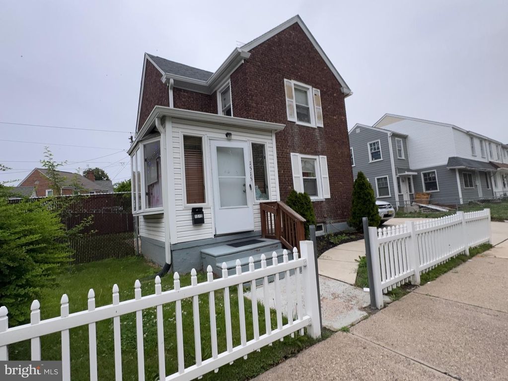 1515 COLLINGS RD, Camden, NJ 08104