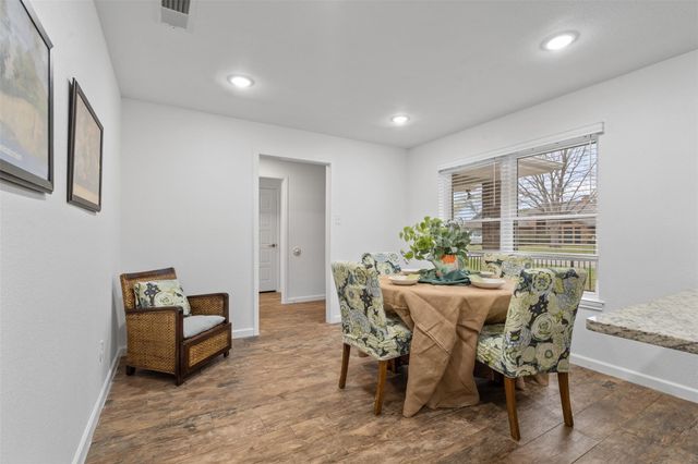 904 Meadowlark Lane, Granbury, TX 76048