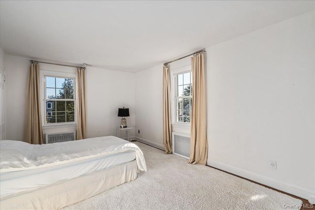 13 Arbor Place, Glen Cove, NY 11542