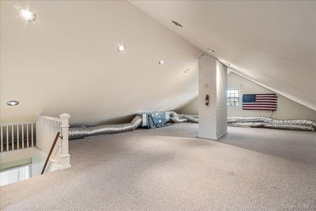 13 Arbor Place, Glen Cove, NY 11542