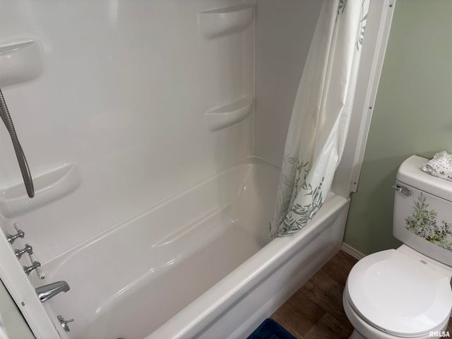 504 MULBERRY Street, Carterville, IL 62918