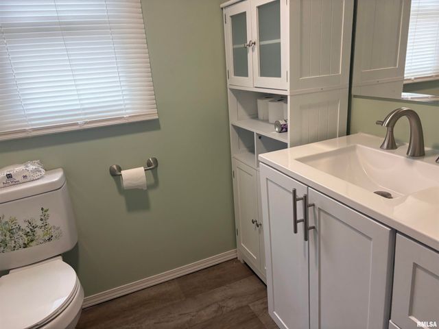 504 MULBERRY Street, Carterville, IL 62918