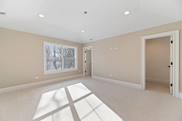 213 Northampton Lane, Lincolnshire, IL 60069