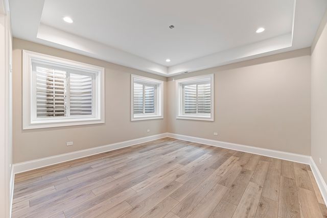 213 Northampton Lane, Lincolnshire, IL 60069