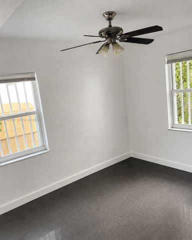 2097 Rutland St, Opa-locka, FL 33054