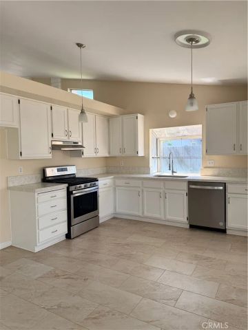 2443 N Magnolia, Rialto, CA 92377