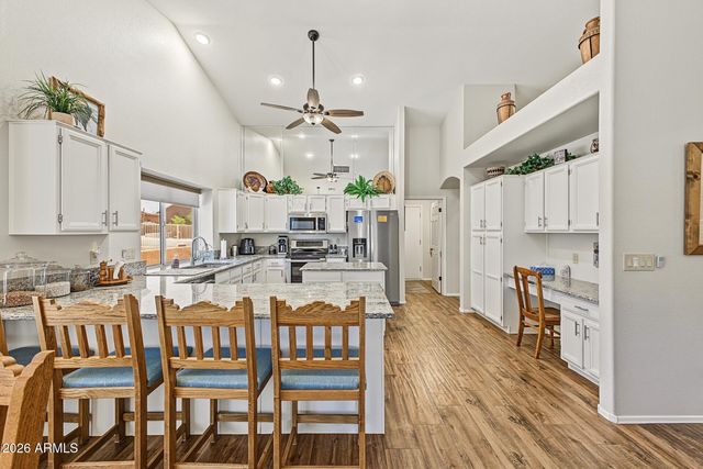 8956 E SAGUARO BLOSSOM Road, Gold Canyon, AZ 85118