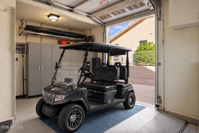 8956 E SAGUARO BLOSSOM Road, Gold Canyon, AZ 85118