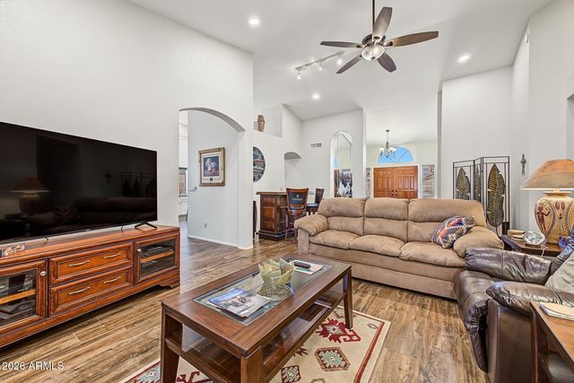 8956 E SAGUARO BLOSSOM Road, Gold Canyon, AZ 85118