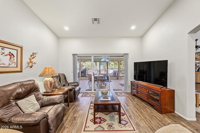 8956 E SAGUARO BLOSSOM Road, Gold Canyon, AZ 85118