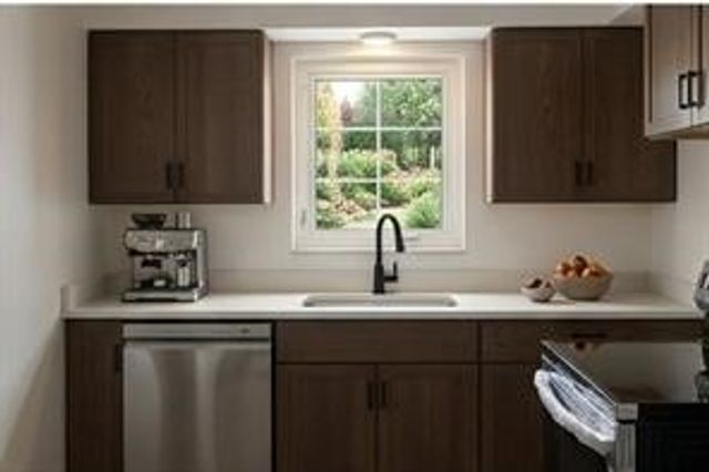 4623 E Willock Rd, Whitehall, PA 15227