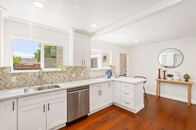 552 Borregas Avenue, Sunnyvale, CA 94085