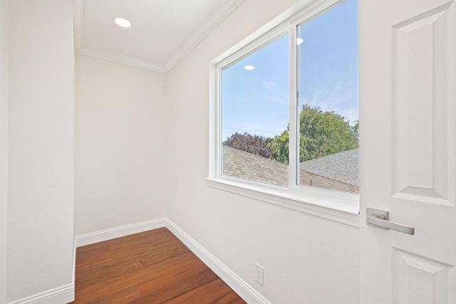 552 Borregas Avenue, Sunnyvale, CA 94085