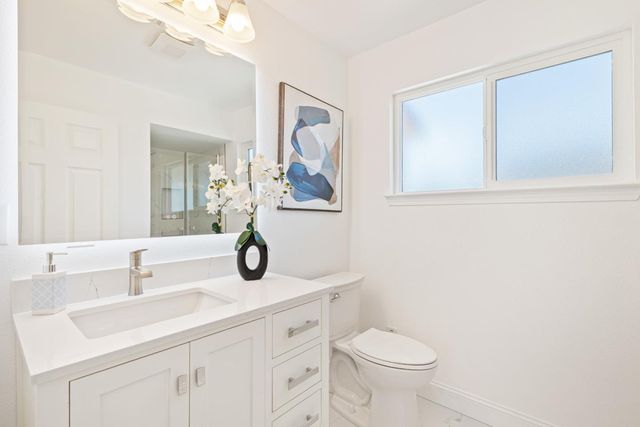 552 Borregas Avenue, Sunnyvale, CA 94085