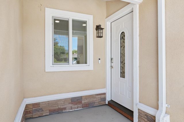 552 Borregas Avenue, Sunnyvale, CA 94085