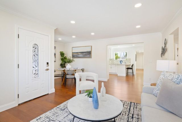 552 Borregas Avenue, Sunnyvale, CA 94085