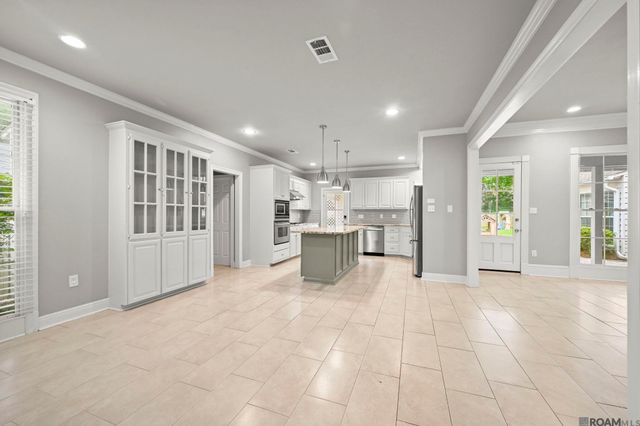 14532 Cottage Oak Ave, Baton Rouge, LA 70810