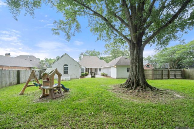 14532 Cottage Oak Ave, Baton Rouge, LA 70810