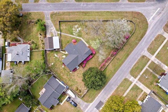 5252 Braddock Avenue, North Charleston, SC 29405