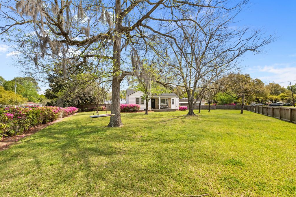 5252 Braddock Avenue, North Charleston, SC 29405