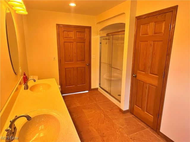 17583 Davis Ridge Road, Caldwell, OH 43724