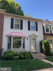 4429 HOLLY AVE, Fairfax, VA 22030