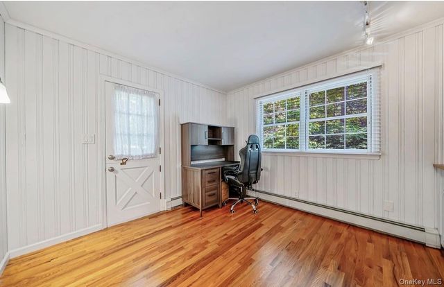 21 Wilderness Road, Nissequogue, NY 11780