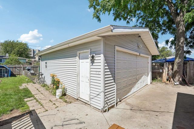 1930 Shelley Lane, Madison, WI 53704
