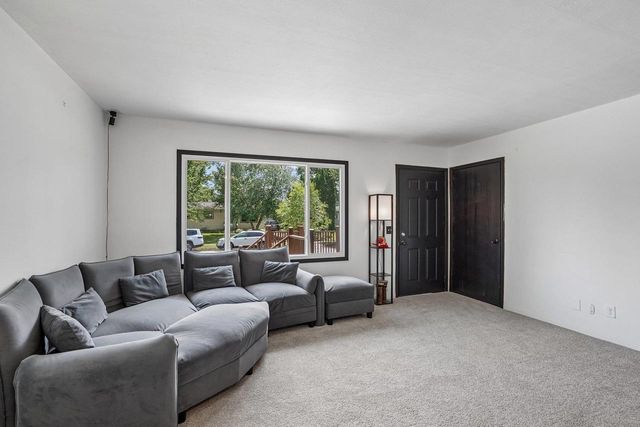 1930 Shelley Lane, Madison, WI 53704