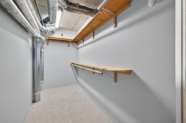 1025 S Shepherd Drive 209, Houston, TX 77019
