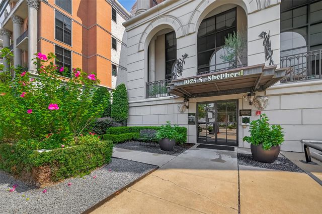 1025 S Shepherd Drive 209, Houston, TX 77019