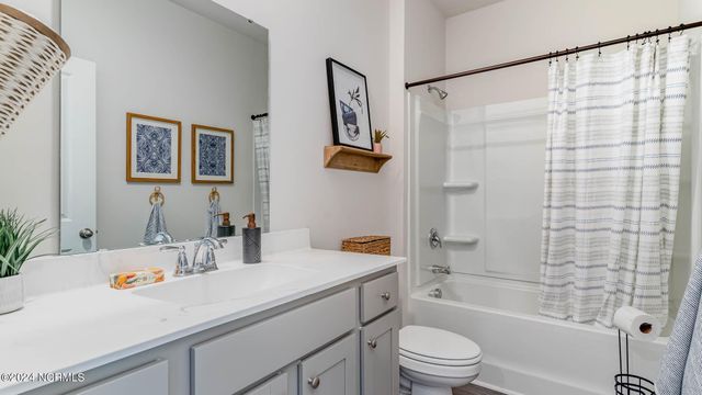 989 Stanbury Bluff Road SW, Supply, NC 28462
