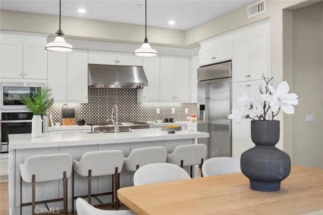 157 Crossover, Irvine, CA 92618