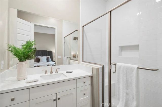 157 Crossover, Irvine, CA 92618