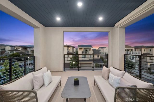 157 Crossover, Irvine, CA 92618