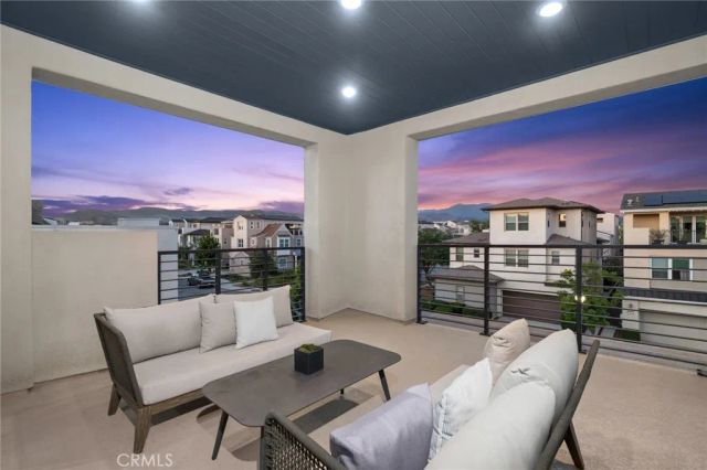 157 Crossover, Irvine, CA 92618