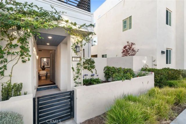 157 Crossover, Irvine, CA 92618