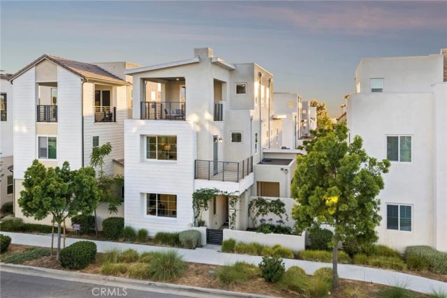 157 Crossover, Irvine, CA 92618