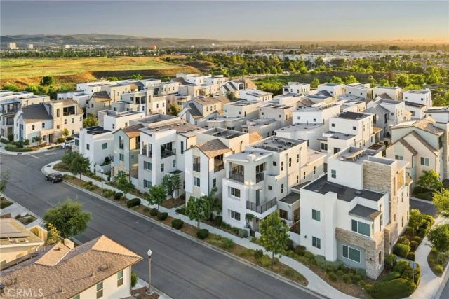 157 Crossover, Irvine, CA 92618