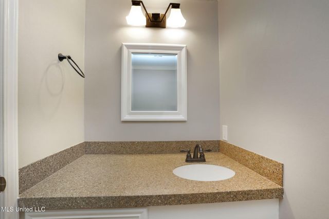 3527 Edmar Place, Jackson, MS 39216