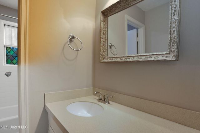 3527 Edmar Place, Jackson, MS 39216